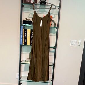 Sanctuary Olive Maxi Dress D12